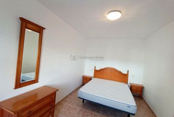 Se alquila en buzanada apartamento de 2 domitorios