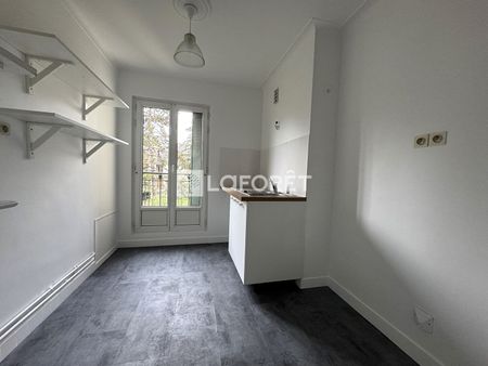 Apartment - Photo 2