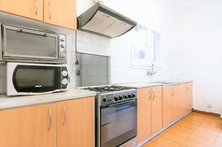 Carrer del Pintor Pahissa, Barcelona, Catalonia 08028 - Foto 4