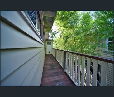2/261 Webster Road, Stafford, Qld 4053 - Photo 1