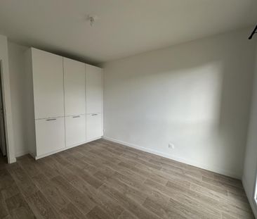 Location Appartement 4 pièces 80m² LUISANT 28600 - Photo 3