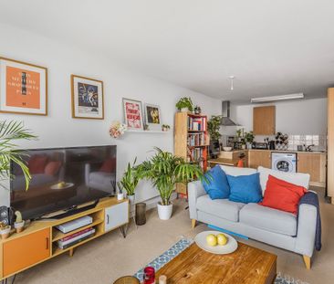 1 Bed Flat, Biggerstaff Road, E15 - Photo 5