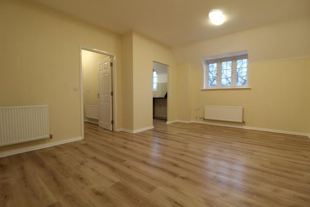 2 bedroom maisonette to rent - Photo 1