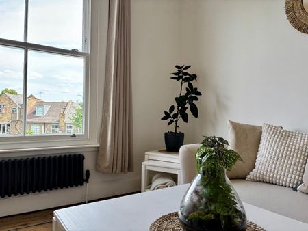 1 Bed Maisonette, B, E8 - Photo 3