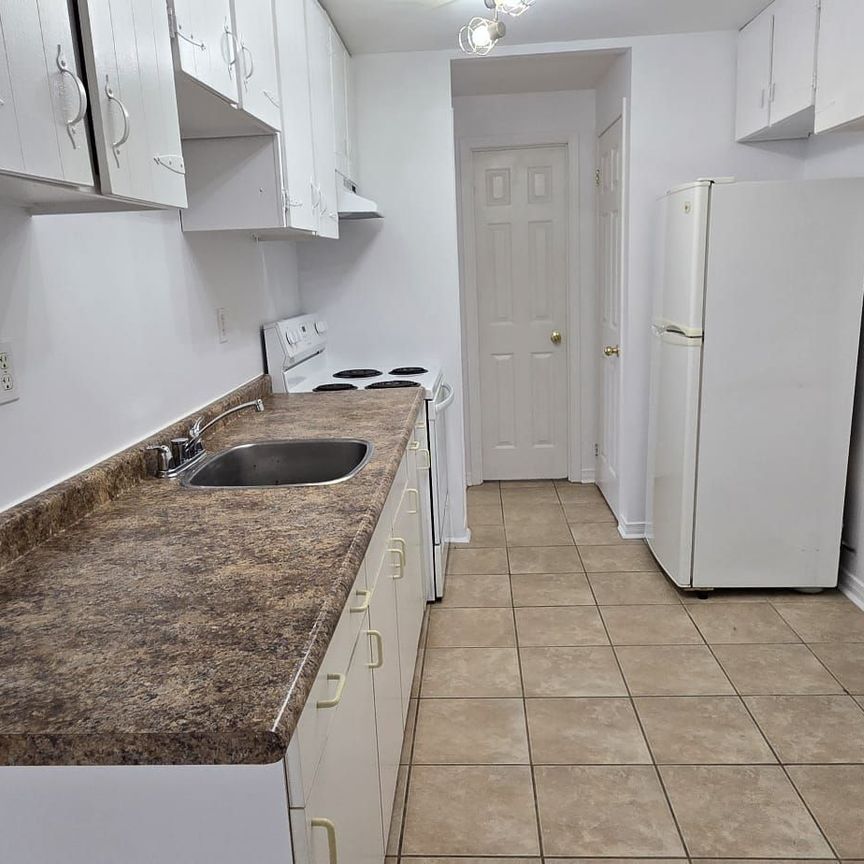 For Lease - 303 Frontenac Avenue Unit# 1, Oshawa, Ontario - Photo 1