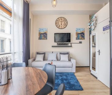 Rue du Jeune Anacharsis - Photo 1