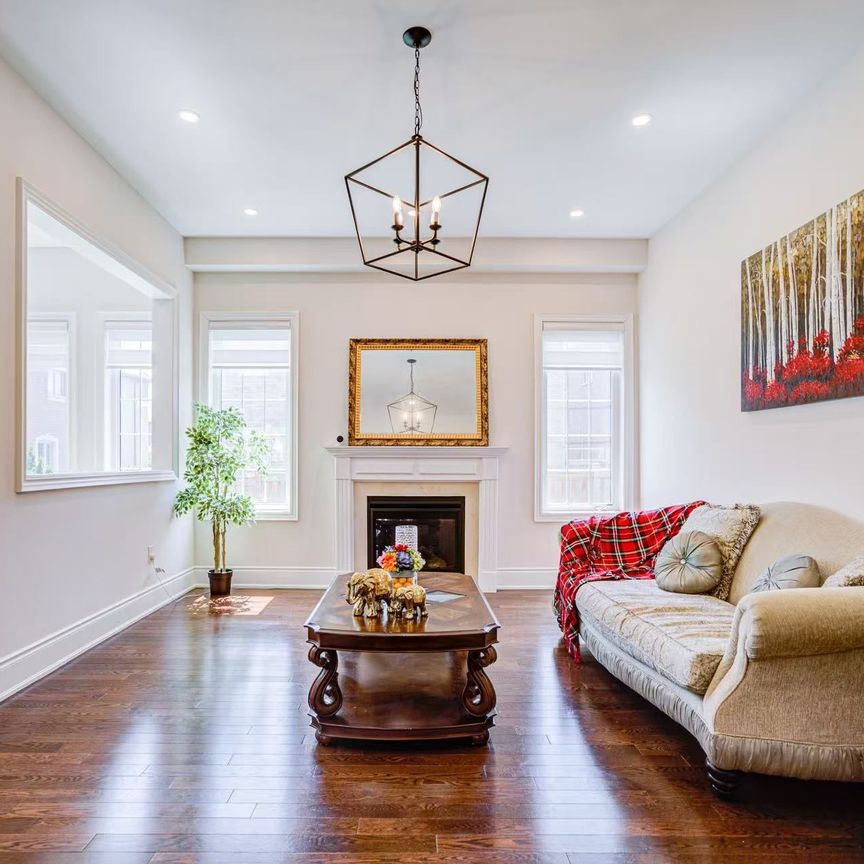 For Lease - 3178 Buttonbush Trail, Oakville, Ontario - Photo 1