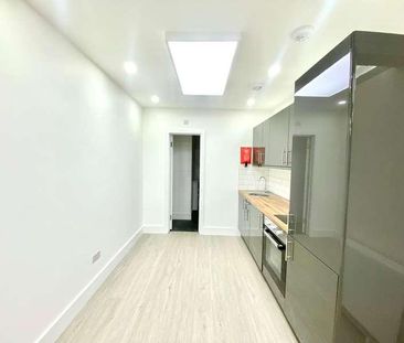 Kilburn High Road, London, NW6 - Photo 1