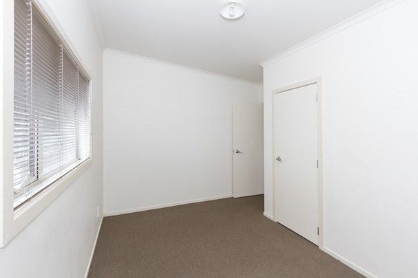 Spacious 2 Bed Unit in Hamilton East - Photo 1