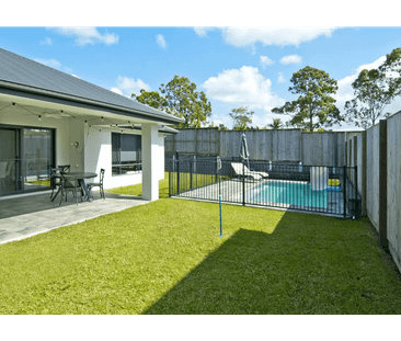 Modern Family Home with Swimming Pool Retreat - Photo 2