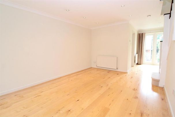 2 bedroom terraced house to rent - Photo 1