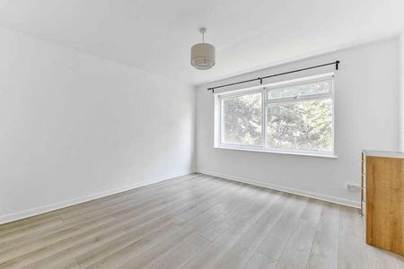 Avenue Road, South Norwood, SE25 - Photo 2