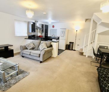 2 bedroom flat to rent - Photo 1