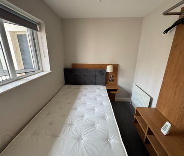 910 College Court Central, 56 King Street, Belfast, BT1 6BZ - Photo 1