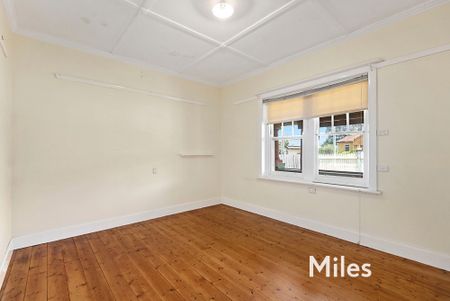 16 Oriel Road, Ivanhoe - Photo 5