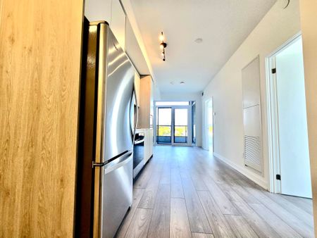 For Lease - 1007 The Queens Way Unit# 409, Toronto, Ontario - Photo 4