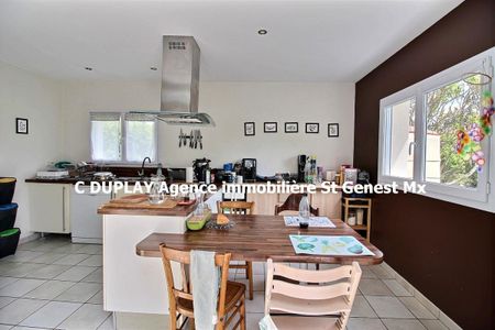 Saint Genest Malifaux 42660 secteur agréable et paisible proche du centre du village maison d'architecte 165.44m² habitables 4 chambres sur 1160m² de terrain plat et arboré - Photo 5
