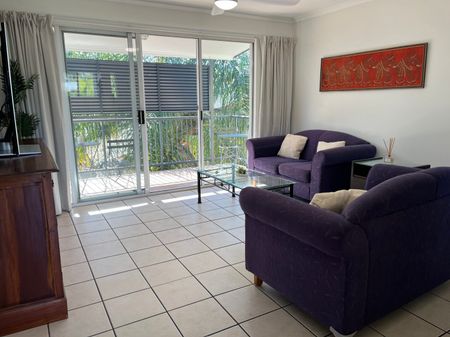 STUDENT AND SINGLE SHARE ACCOMMODATION $245pw with unlimited internet - Photo 4