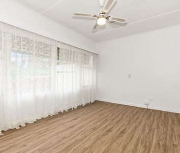 Comfortable Family Home in a Convenient Location - Photo 2