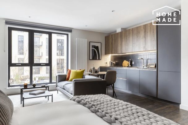 Greenford Quay, Greenford, UB6 - Photo 1