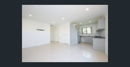 Comfortable 2-Bedroom Granny Flat in Convenient Northmead - Photo 4