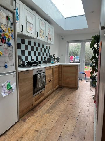 2 Bed Flat, Freemantle Road, BS5 - Photo 5