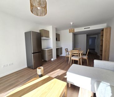 Location Appartement 3 pièces 79m² TALENCE 33400 - Photo 1