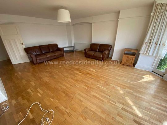 3 bedroom apartment to rent - Photo 1