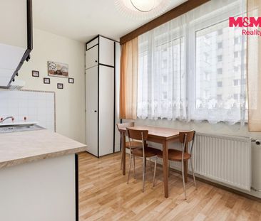 Pronájem bytu 3+1 70 m² - Fotografie 1