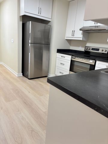 For Lease - 98 Brady Street Unit# Main, Port Colborne, Ontario - Photo 3