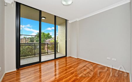 18/47-53 Lydbrook St WESTMEAD - Photo 5