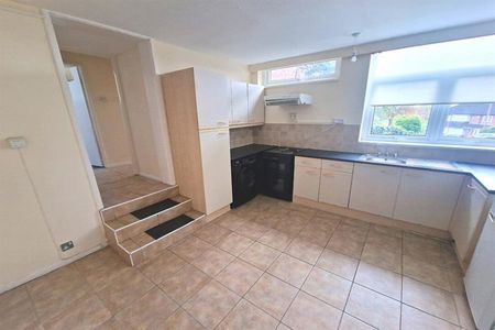 1 Bedroom Apartment Available Arranging tenancy - Photo 4