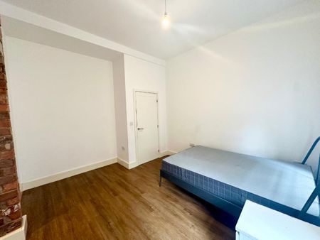 2 bedroom apartment to rent - Photo 4