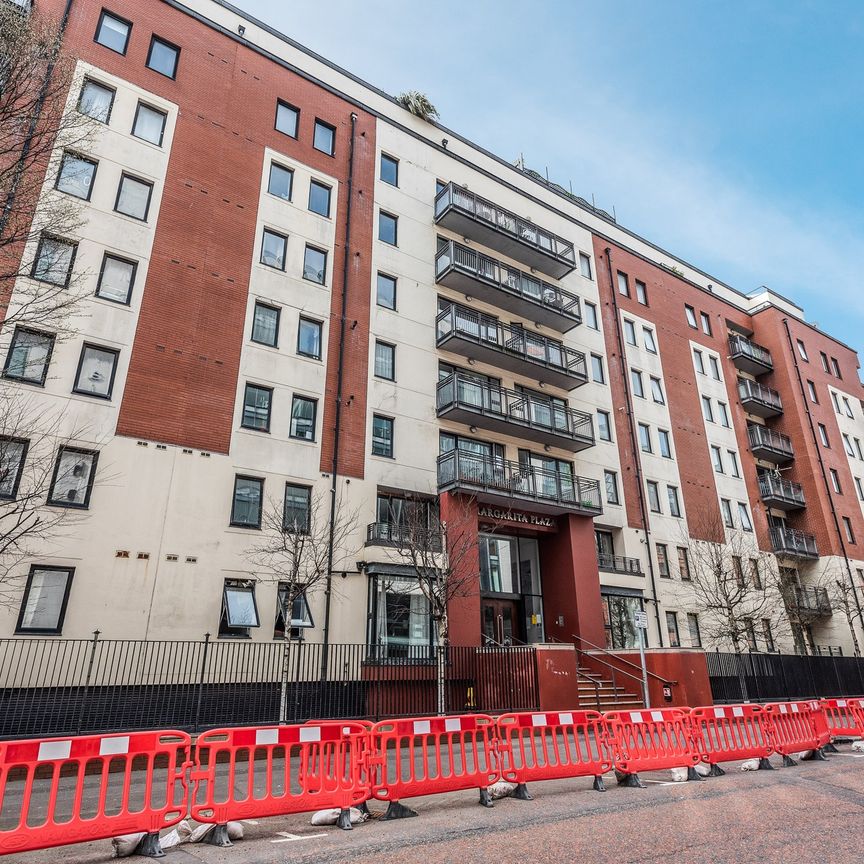702 Margarita Plaza, Belfast, BT2 8FF - Photo 1