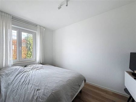 Appartement te huur - Foto 2