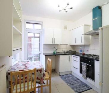 Hillside Drive, Edgware, Middlesex, HA8 - Photo 4