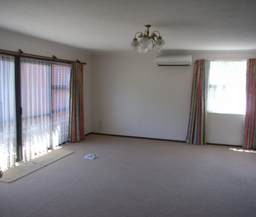 17 Ashfield Place, Ilam - Photo 2