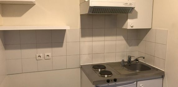 location Appartement T1 DE 33.7m² À PARIS - Photo 2