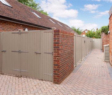 1 bedroom end of terrace house to rent - Photo 2