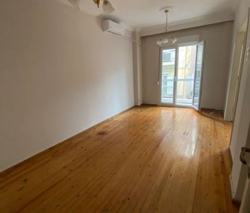 Studio/Γκαρσονιέρα για ενοικίαση - Νεάπολη, - Φωτογραφία 1