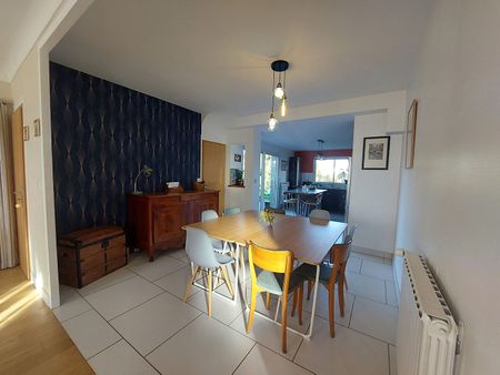 Location Maison 6 pièces 137m² - Photo 4