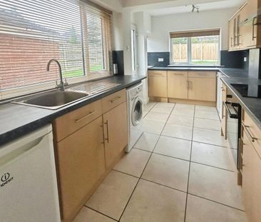 Clumber Grove, Newcastle - Photo 4