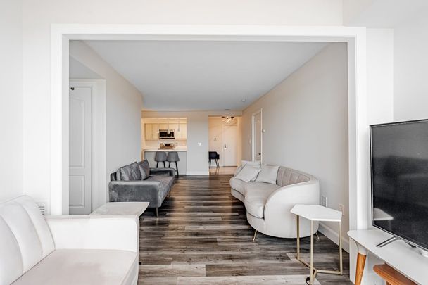 For Lease - 88 Grandview Way Unit# 911, Toronto, Ontario - Photo 1