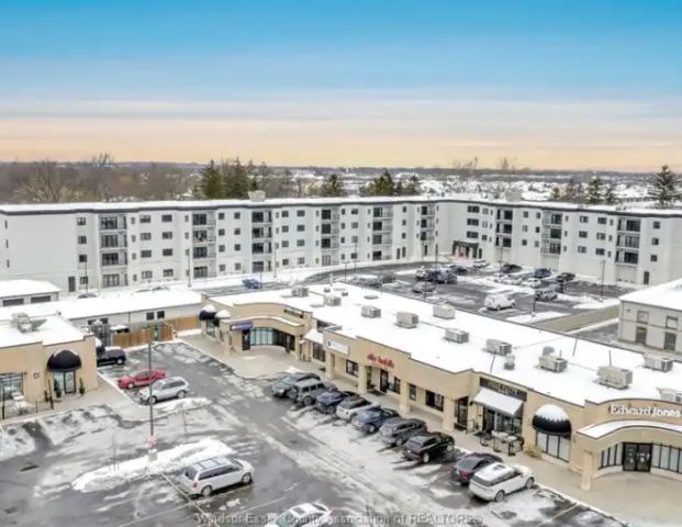 3817 HOWARD AVENUE Unit# 209 | 3817 HOWARD AVENUE Unit# 209, Windsor - Photo 1
