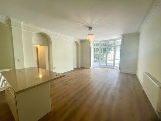 Orchard House, 7 Orchard Gardens, Teignmouth, Devon, TQ14 - Photo 1