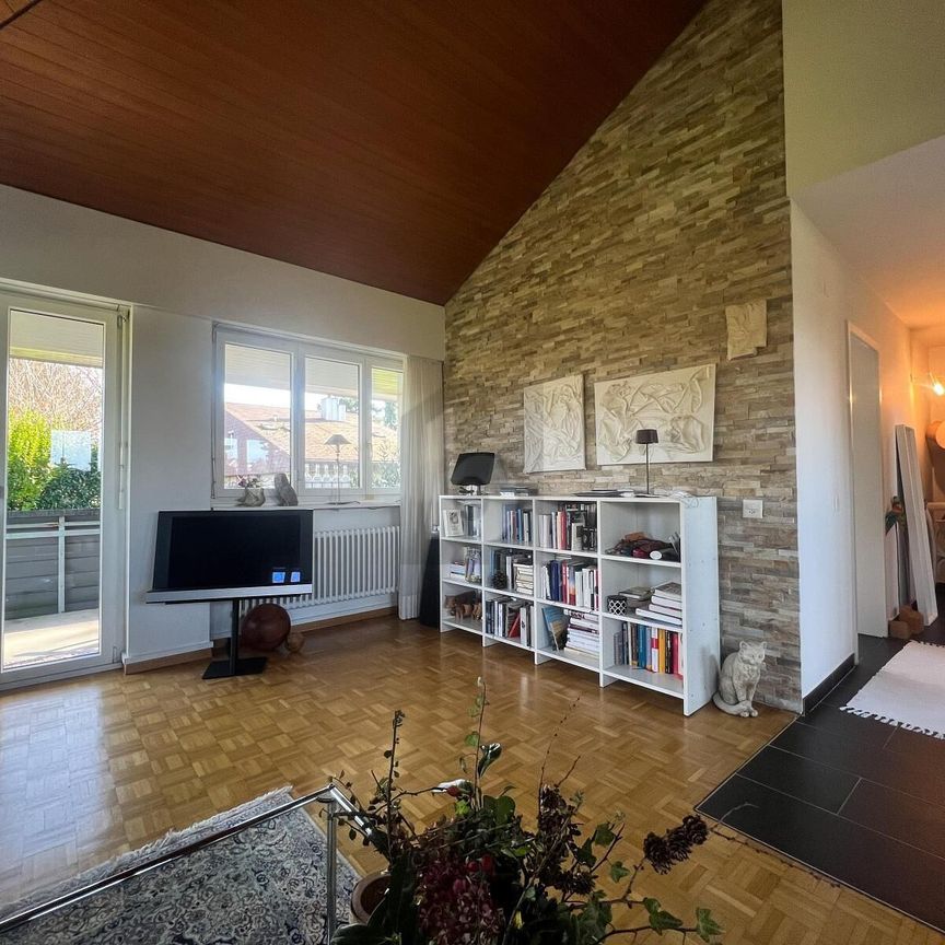 HOCHWERTIG MÖBLIERTE WOHNOASE AN RUHIGER LAGE - Foto 1