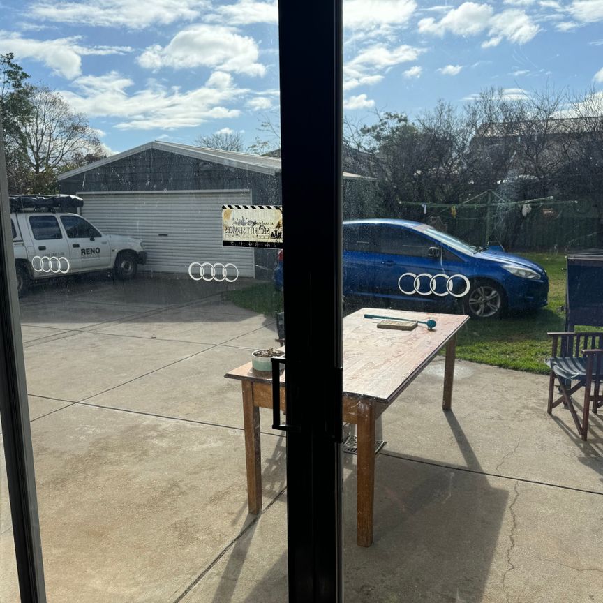 Toorak Gardens - Photo 1