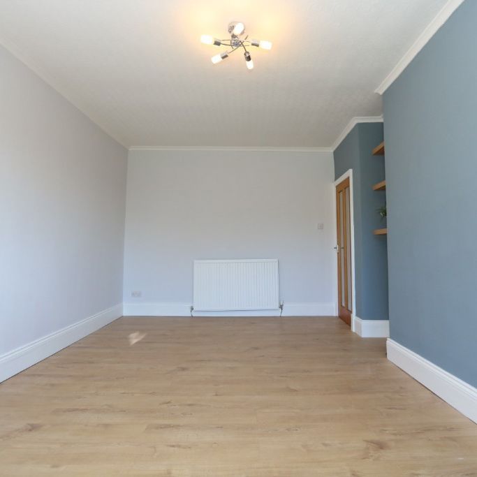 3 bedroom apartment to rent - Photo 1