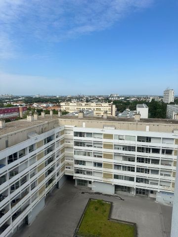 Location Appartement 5 pièces 100m² - Photo 5