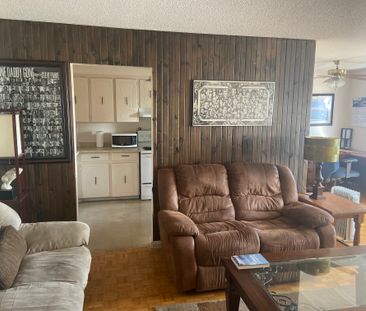 2 bedroom fully furnished unit in southeast Burlington - Photo 3